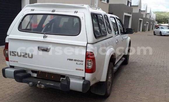 Acheter Occasion Voiture Isuzu KB Blanc à Ezulwini, Hhohho Acheter Occasion Voiture Isuzu KB Blanc à Ezulwini, Hhohho