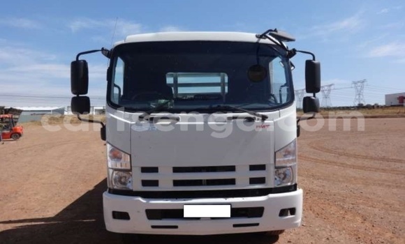 Acheter Occasion Voiture Isuzu KB Blanc à Ezulwini, Hhohho Acheter Occasion Voiture Isuzu KB Blanc à Ezulwini, Hhohho