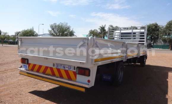 Acheter Occasion Voiture Isuzu KB Blanc à Ezulwini, Hhohho Acheter Occasion Voiture Isuzu KB Blanc à Ezulwini, Hhohho