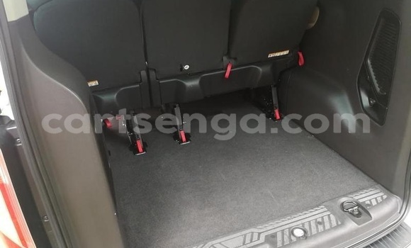 Acheter Occasion Voiture Ford Tourneo Custom Blanc à Ezulwini, Hhohho Acheter Occasion Voiture Ford Tourneo Custom Blanc à Ezulwini, Hhohho