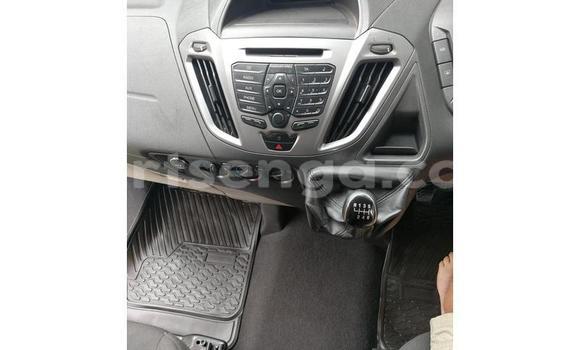 Acheter Occasion Voiture Ford Tourneo Custom Blanc à Ezulwini, Hhohho Acheter Occasion Voiture Ford Tourneo Custom Blanc à Ezulwini, Hhohho