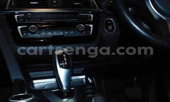 Acheter Occasion Voiture BMW 3–Series Gris à Big Bend, Lubombo Acheter Occasion Voiture BMW 3–Series Gris à Big Bend, Lubombo