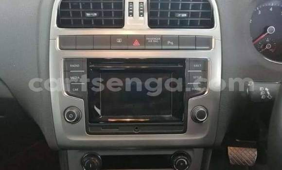 Acheter Occasion Voiture Volkswagen Polo Rouge à Hlatikulu, Shiselweni District Acheter Occasion Voiture Volkswagen Polo Rouge à Hlatikulu, Shiselweni District