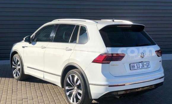 Acheter Occasion Voiture Volkswagen Tiguan Blanc à Hlatikulu, Shiselweni District Acheter Occasion Voiture Volkswagen Tiguan Blanc à Hlatikulu, Shiselweni District