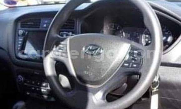 Acheter Occasion Voiture Hyundai i20 Gris à Big Bend, Lubombo District Acheter Occasion Voiture Hyundai i20 Gris à Big Bend, Lubombo District