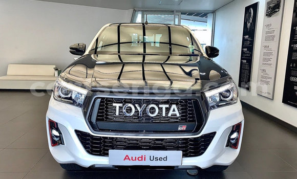 Nunua Ilio tumika Toyota Hilux White Gari ndani ya Bulembu nchini Hhohho Nunua Ilio tumika Toyota Hilux White Gari ndani ya Bulembu nchini Hhohho