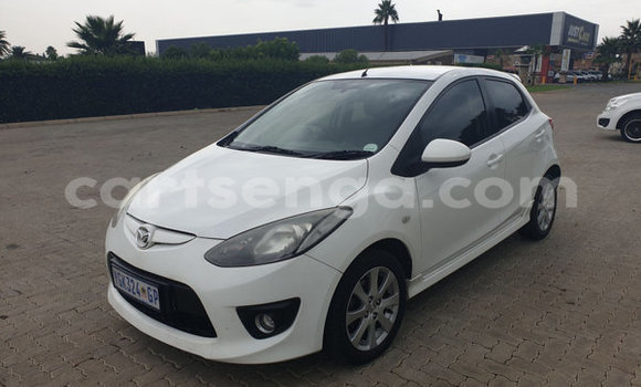 Buy Used Mazda Mazda 2 White Car in Ezulwini in Hhohho Buy Used Mazda Mazda 2 White Car in Ezulwini in Hhohho