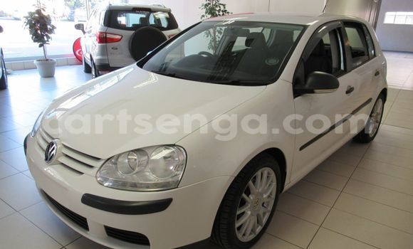 Buy Used Volkswagen Golf Silver Car in Ezulwini in Hhohho Buy Used Volkswagen Golf Silver Car in Ezulwini in Hhohho