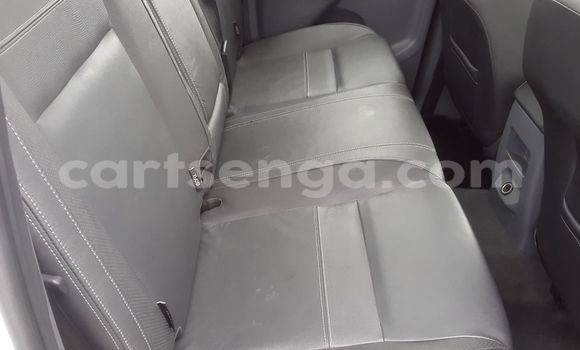 Buy Used Ford Ranger White Car in Hlatikulu in Shiselweni District Buy Used Ford Ranger White Car in Hlatikulu in Shiselweni District