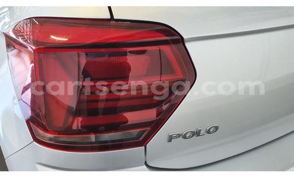 Nunua Ilio tumika Volkswagen Polo Silver Gari ndani ya Manzini nchini Manzini Nunua Ilio tumika Volkswagen Polo Silver Gari ndani ya Manzini nchini Manzini