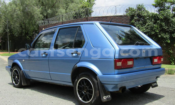 Acheter Occasion Voiture Volkswagen Golf Bleu à Ezulwini, Hhohho Acheter Occasion Voiture Volkswagen Golf Bleu à Ezulwini, Hhohho