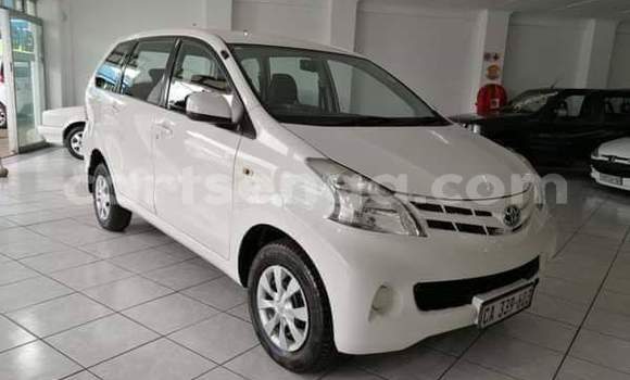 Acheter Occasion Voiture Toyota Avanza Blanc à Hlatikulu, Shiselweni District Acheter Occasion Voiture Toyota Avanza Blanc à Hlatikulu, Shiselweni District