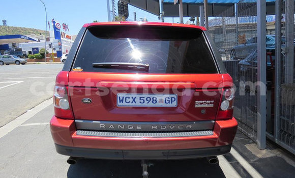 Nunua Ilio tumika Land Rover Range Rover Red Gari ndani ya Big Bend nchini Lubombo Nunua Ilio tumika Land Rover Range Rover Red Gari ndani ya Big Bend nchini Lubombo