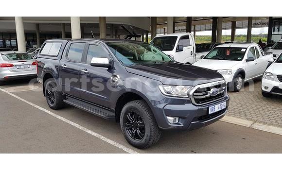 Nunua Ilio tumika Ford Ranger Silver Gari ndani ya Ezulwini nchini Hhohho Nunua Ilio tumika Ford Ranger Silver Gari ndani ya Ezulwini nchini Hhohho