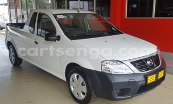 Buy Used Nissan NV200 White Car in Ezulwini in Hhohho Buy Used Nissan NV200 White Car in Ezulwini in Hhohho