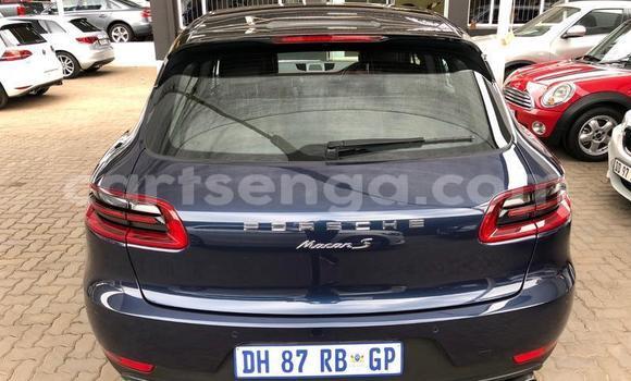 Buy Used Porsche Macan Blue Car in Ezulwini in Hhohho Buy Used Porsche Macan Blue Car in Ezulwini in Hhohho