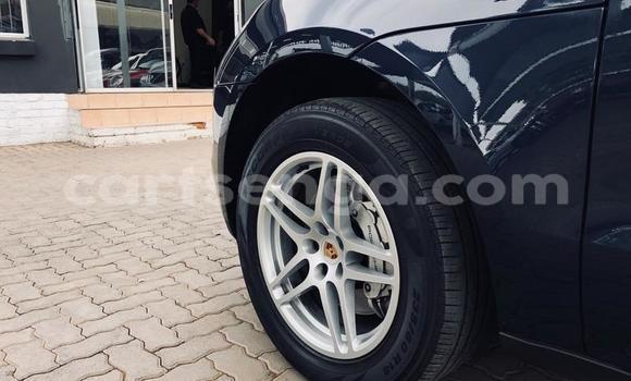 Buy Used Porsche Macan Blue Car in Ezulwini in Hhohho Buy Used Porsche Macan Blue Car in Ezulwini in Hhohho