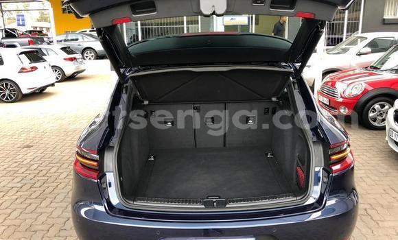 Buy Used Porsche Macan Blue Car in Ezulwini in Hhohho Buy Used Porsche Macan Blue Car in Ezulwini in Hhohho