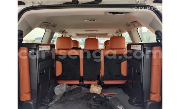 Buy Import Toyota Land Cruiser White Car in Import - Dubai in Hhohho Buy Import Toyota Land Cruiser White Car in Import - Dubai in Hhohho