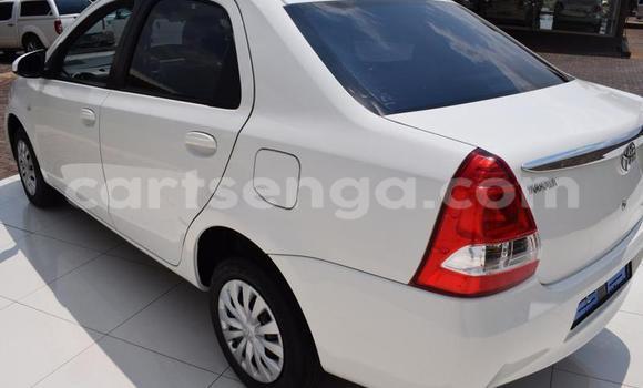 Acheter Occasion Voiture Toyota Etios Blanc à Big Bend, Lubombo Acheter Occasion Voiture Toyota Etios Blanc à Big Bend, Lubombo