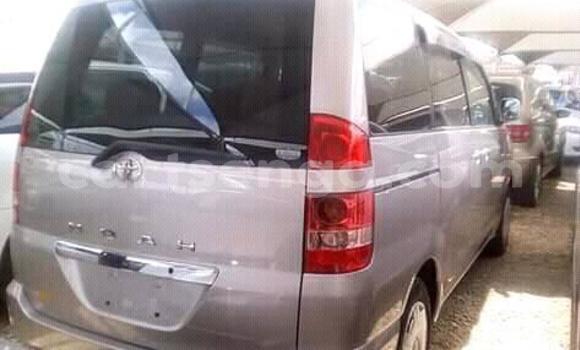 Buy Import Toyota Noah Silver Car in Matsapha in Manzini Buy Import Toyota Noah Silver Car in Matsapha in Manzini