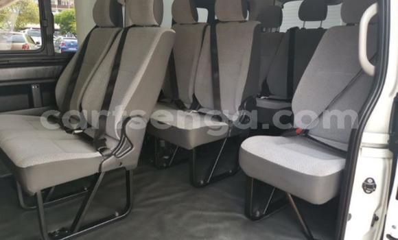 Buy Used Toyota 2000GT White Car in Ezulwini in Hhohho Buy Used Toyota 2000GT White Car in Ezulwini in Hhohho