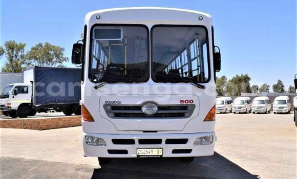 Acheter Occasion Utilitaire Hino 300 Series Blanc à Big Bend, Lubombo Acheter Occasion Utilitaire Hino 300 Series Blanc à Big Bend, Lubombo