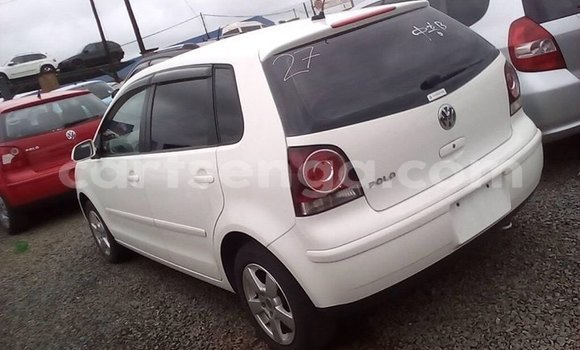 Buy Import Volkswagen Polo White Car in Matsapha in Manzini Buy Import Volkswagen Polo White Car in Matsapha in Manzini