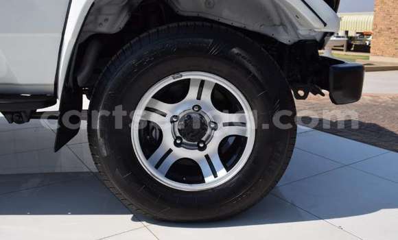 Acheter Occasion Voiture Toyota Land Cruiser Blanc à Big Bend, Lubombo Acheter Occasion Voiture Toyota Land Cruiser Blanc à Big Bend, Lubombo