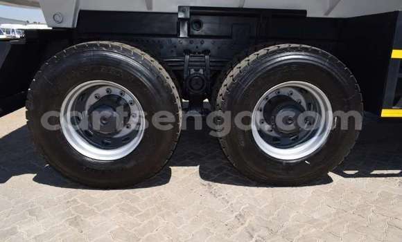 Acheter Occasion Utilitaire Mercedes‒Benz 1840 Blanc à Big Bend, Lubombo District Acheter Occasion Utilitaire Mercedes‒Benz 1840 Blanc à Big Bend, Lubombo District