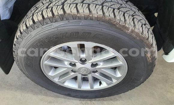 Acheter Occasion Voiture Toyota Hilux Blanc à Ezulwini, Hhohho Acheter Occasion Voiture Toyota Hilux Blanc à Ezulwini, Hhohho