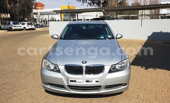 Nunua Ilio tumika BMW 326 Silver Gari ndani ya Ezulwini nchini Hhohho Nunua Ilio tumika BMW 326 Silver Gari ndani ya Ezulwini nchini Hhohho