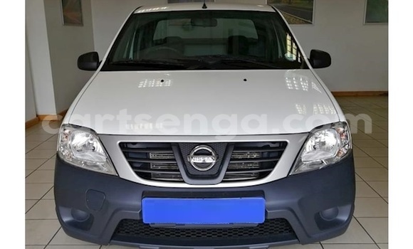 Buy Used Nissan NP 300 White Car in Nhlangano in Shiselweni District Buy Used Nissan NP 300 White Car in Nhlangano in Shiselweni District