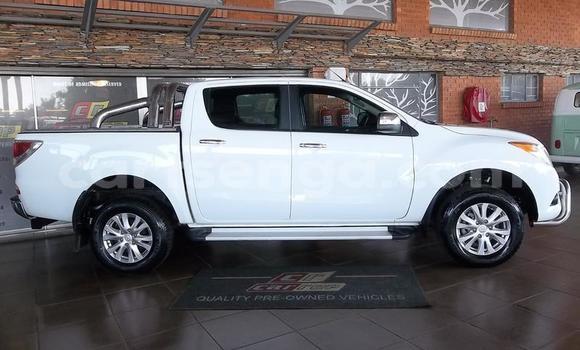 Buy Used Mazda BT-50 White Car in Ezulwini in Hhohho Buy Used Mazda BT-50 White Car in Ezulwini in Hhohho