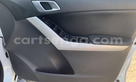 Buy Used Mazda BT-50 White Car in Ezulwini in Hhohho Buy Used Mazda BT-50 White Car in Ezulwini in Hhohho