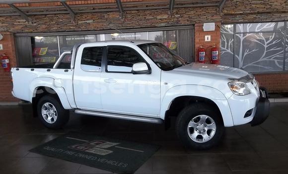 Buy Used Mazda BT-50 White Car in Ezulwini in Hhohho Buy Used Mazda BT-50 White Car in Ezulwini in Hhohho