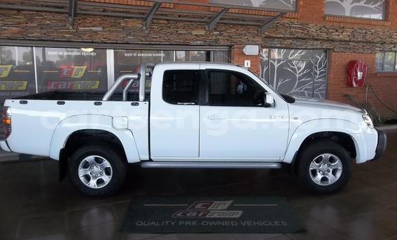 Buy Used Mazda BT-50 White Car in Ezulwini in Hhohho Buy Used Mazda BT-50 White Car in Ezulwini in Hhohho
