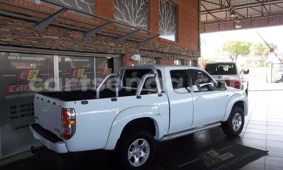 Buy Used Mazda BT-50 White Car in Ezulwini in Hhohho Buy Used Mazda BT-50 White Car in Ezulwini in Hhohho