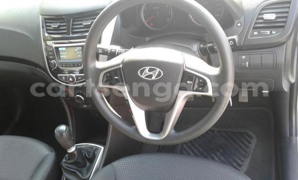 Buy Used Hyundai Accent Red Car in Ezulwini in Hhohho Buy Used Hyundai Accent Red Car in Ezulwini in Hhohho