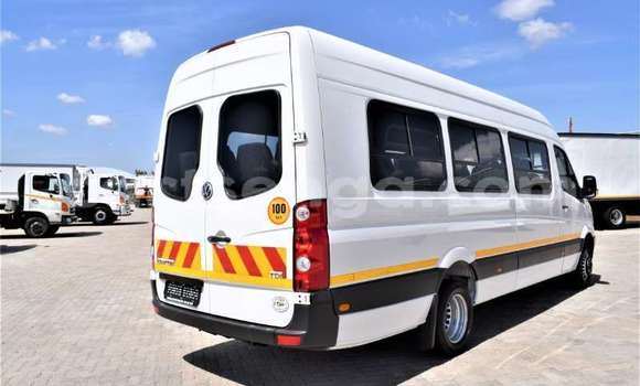 Nunua Ilio tumika Volkswagen TRUCK White Lori ndani ya Manzini nchini Manzini Nunua Ilio tumika Volkswagen TRUCK White Lori ndani ya Manzini nchini Manzini