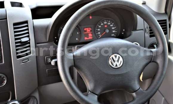 Nunua Ilio tumika Volkswagen TRUCK White Lori ndani ya Manzini nchini Manzini Nunua Ilio tumika Volkswagen TRUCK White Lori ndani ya Manzini nchini Manzini