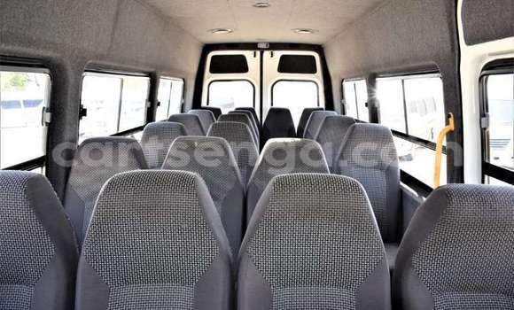 Nunua Ilio tumika Volkswagen TRUCK White Lori ndani ya Manzini nchini Manzini Nunua Ilio tumika Volkswagen TRUCK White Lori ndani ya Manzini nchini Manzini