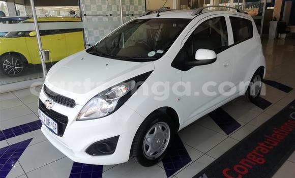 Buy Used Chevrolet Spark White Car in Ezulwini in Hhohho Buy Used Chevrolet Spark White Car in Ezulwini in Hhohho