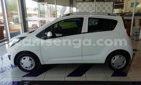 Buy Used Chevrolet Spark White Car in Ezulwini in Hhohho Buy Used Chevrolet Spark White Car in Ezulwini in Hhohho