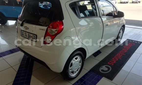 Buy Used Chevrolet Spark White Car in Ezulwini in Hhohho Buy Used Chevrolet Spark White Car in Ezulwini in Hhohho