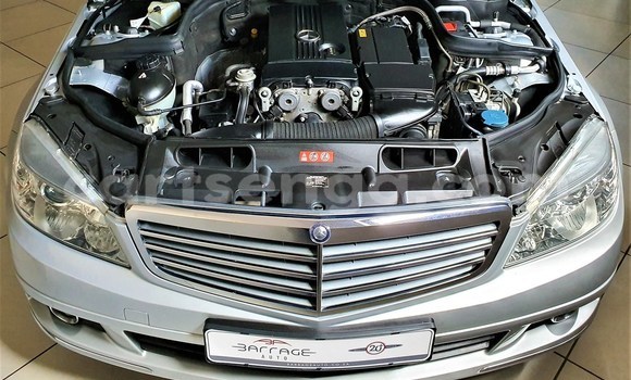 Nunua Ilio tumika Mercedes‒Benz C–Class Silver Gari ndani ya Big Bend nchini Lubombo Nunua Ilio tumika Mercedes‒Benz C–Class Silver Gari ndani ya Big Bend nchini Lubombo