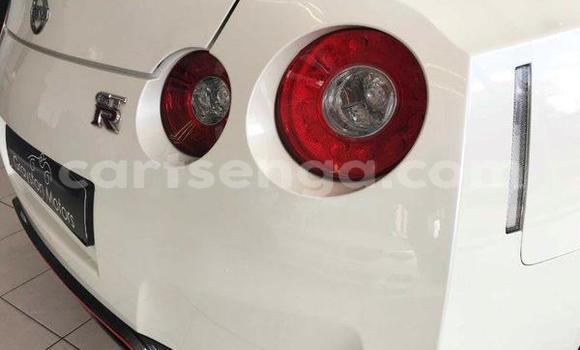 Nunua Ilio tumika Nissan GT-R White Gari ndani ya Ezulwini nchini Hhohho Nunua Ilio tumika Nissan GT-R White Gari ndani ya Ezulwini nchini Hhohho