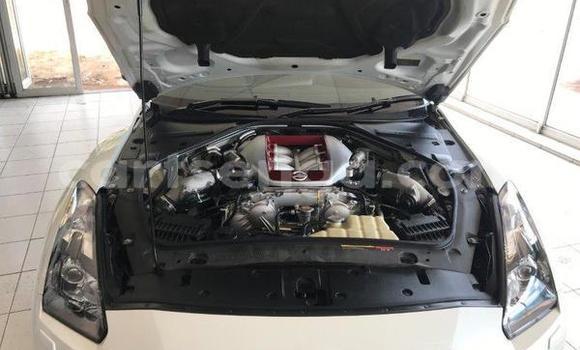 Nunua Ilio tumika Nissan GT-R White Gari ndani ya Ezulwini nchini Hhohho Nunua Ilio tumika Nissan GT-R White Gari ndani ya Ezulwini nchini Hhohho