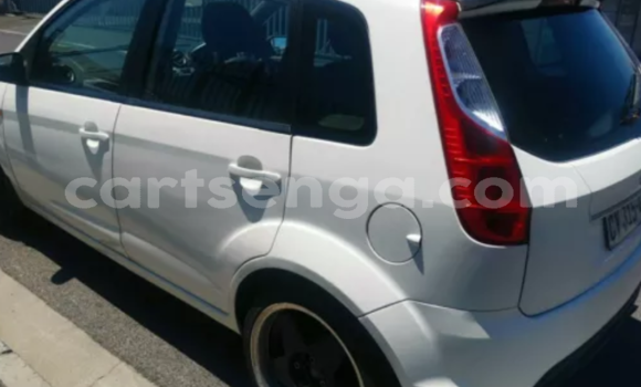Acheter Occasion Voiture Ford Fiesta Blanc à Mbabane, Manzini Acheter Occasion Voiture Ford Fiesta Blanc à Mbabane, Manzini