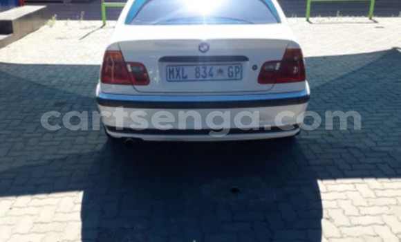 Nunua Ilio tumika BMW 321 White Gari ndani ya Hlatikulu nchini Wilaya ya Shiselweni Nunua Ilio tumika BMW 321 White Gari ndani ya Hlatikulu nchini Wilaya ya Shiselweni